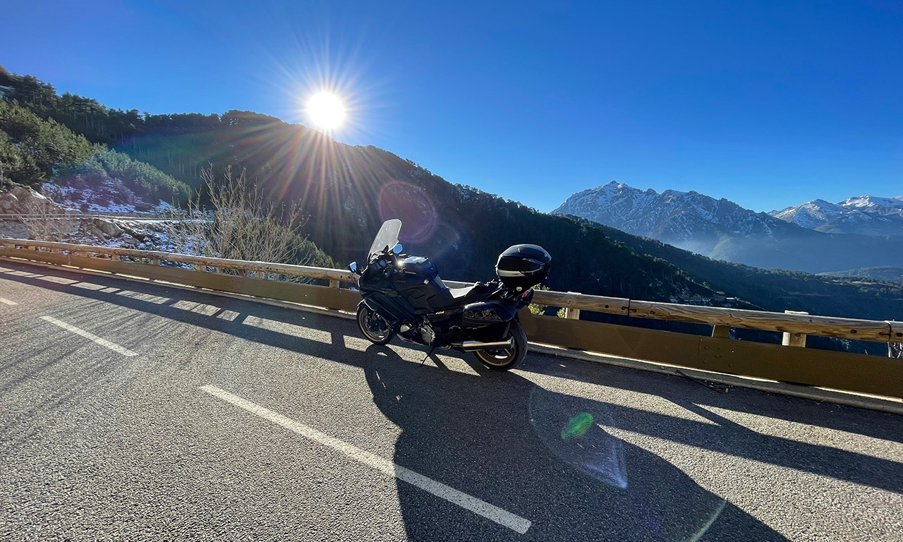 soleil Corse à moto, le paradis du motard