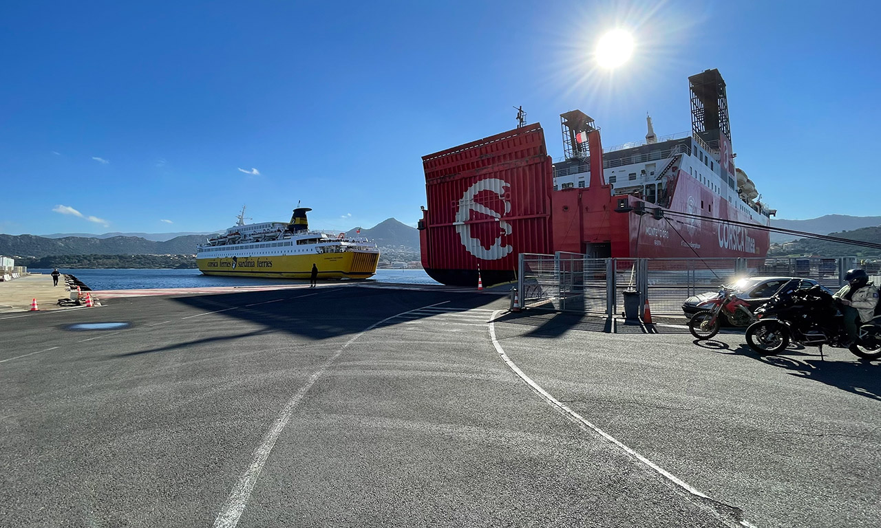 Embarquement Île Rousse - Corsica Ferries