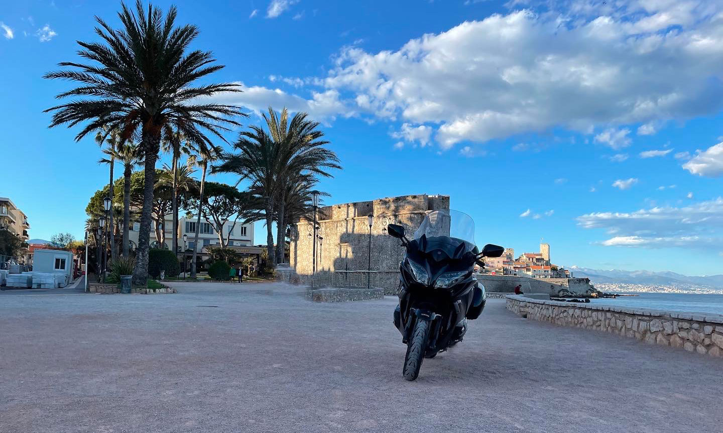 Yamaha FJR 1300 sur Antibes