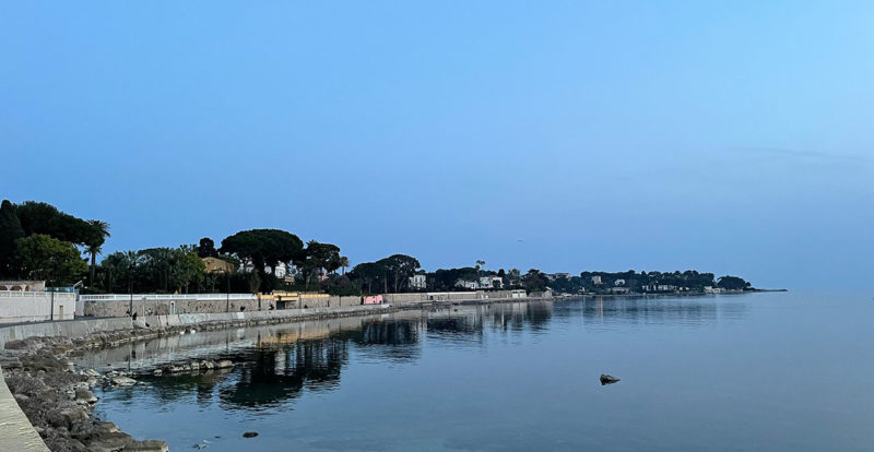 Cap d'Antibes, balade à moto