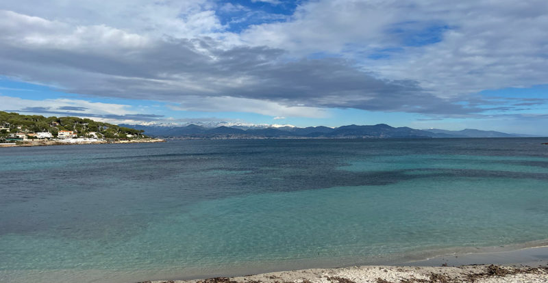 vue mer depuis Antibes