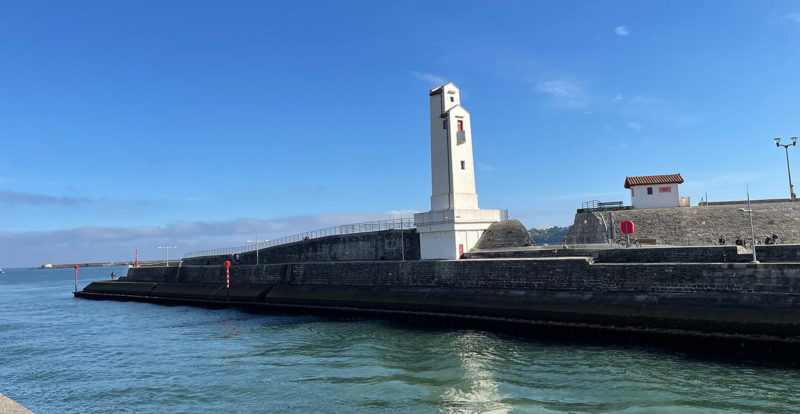 phare du port de St Jean de Luz