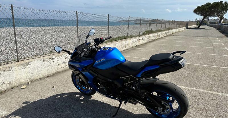 GSX S 1000 sans bavette, est-ce mieux ?