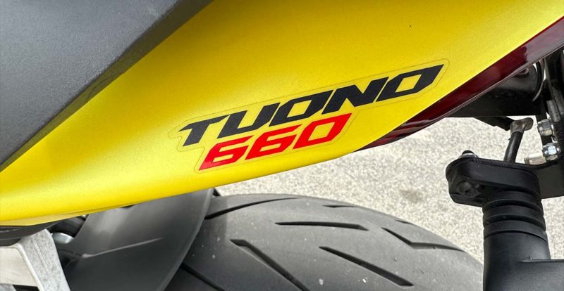 Tuono 660 jaune