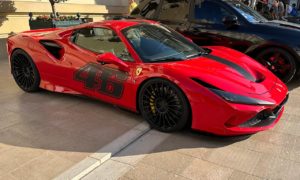 Voiture sportive à Monaco : Ferrari