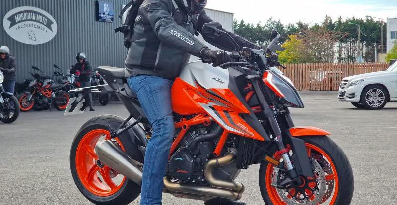 Laurent sur sa Super Duke 1290 R