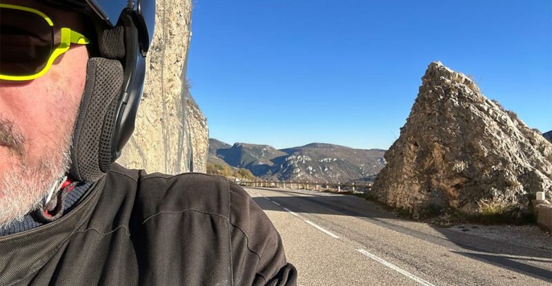 David Jazt sur la route vers Gréolières les neiges en honda Goldwing