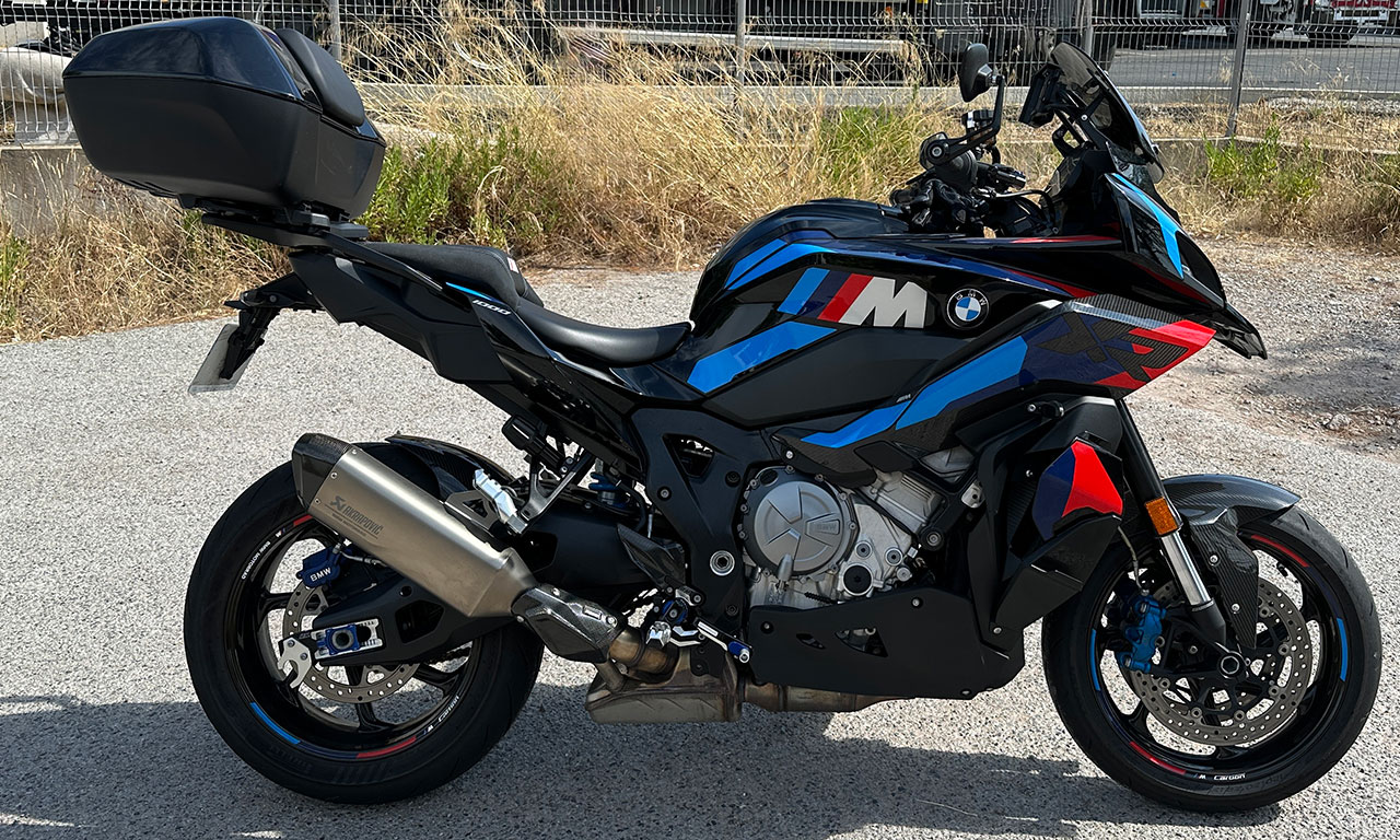 M1000XR