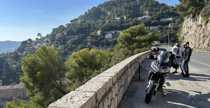Balade moto Jazt.com depuis Antibes, Nice, Cannes