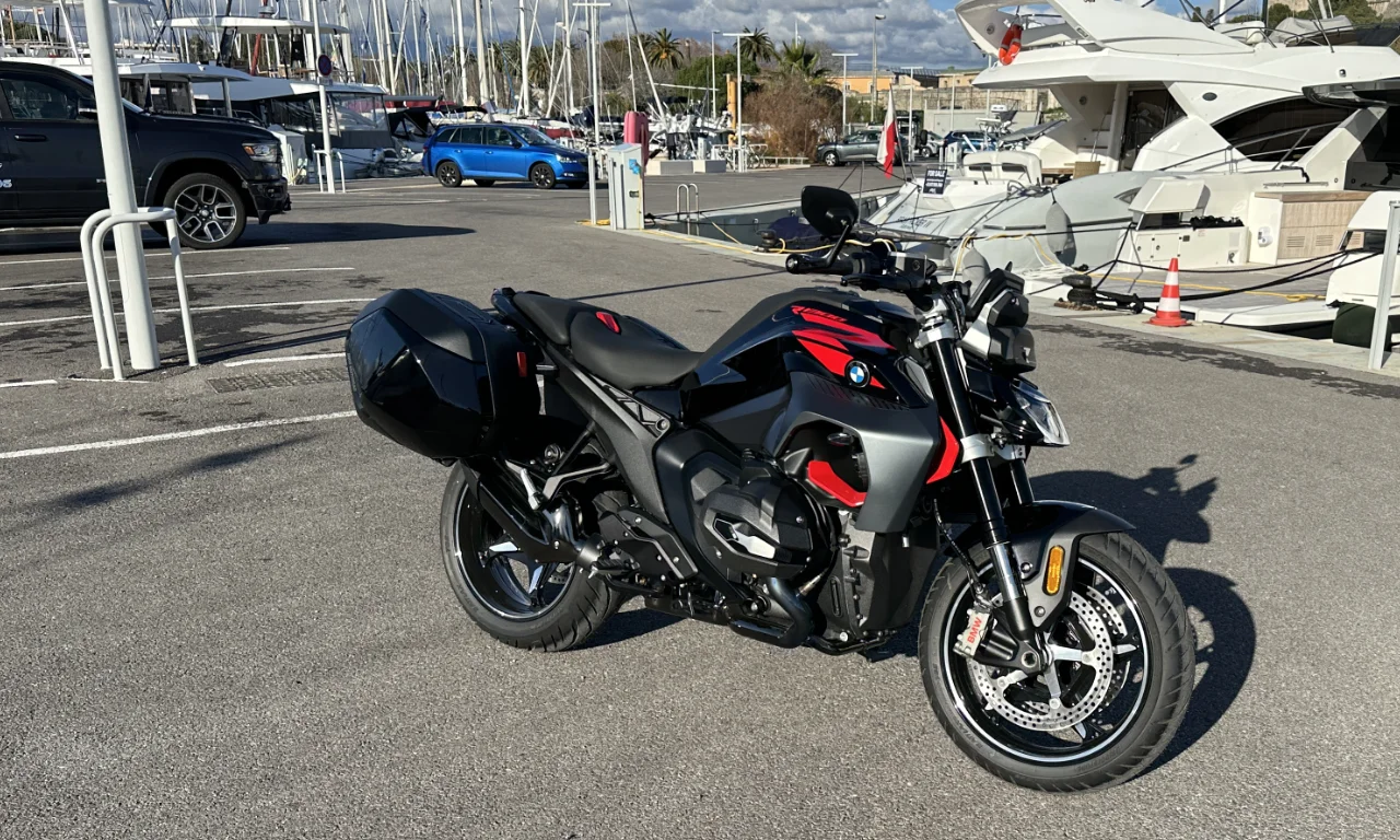 R1300R de David Jazt