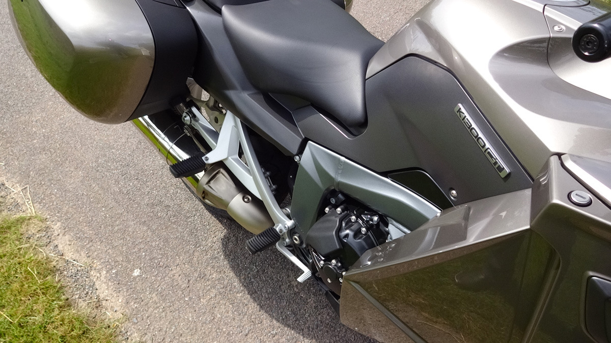 protection des jambes sur la BMW K 13 GT