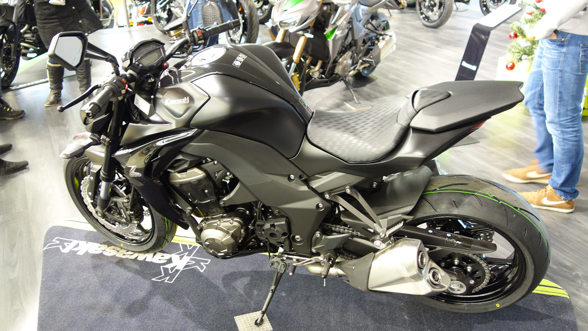 Z1000 vue côté gauche
