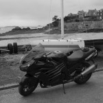 ZZR et motard de Saint-Malo