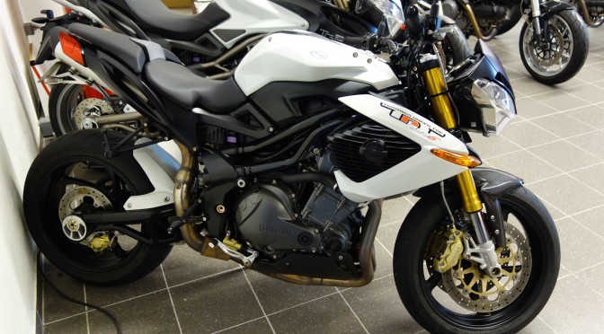 Benelli TNT 899 S de 2009