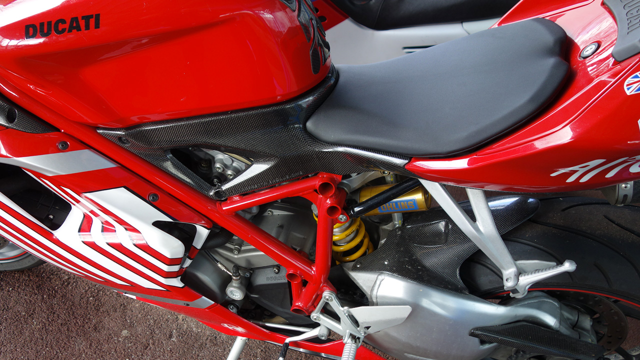 pièces carbones ducati 1098 S