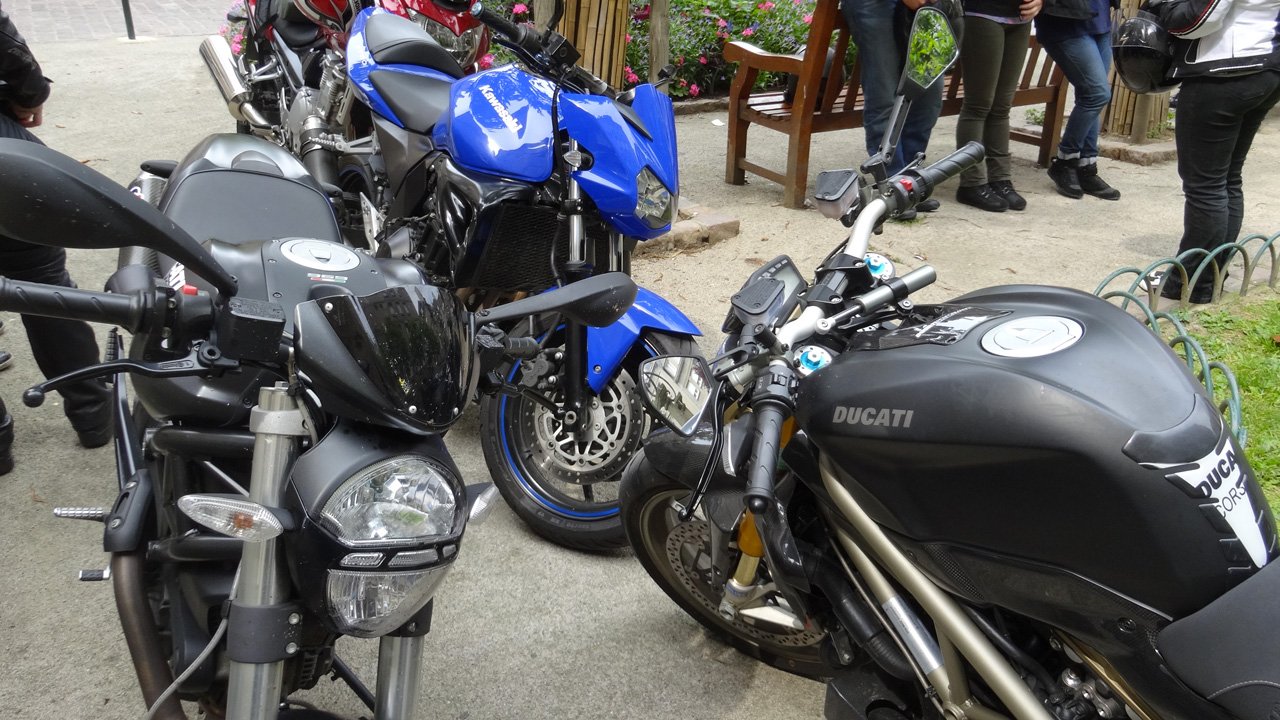 parking moto à intra muros de Saint-Malo