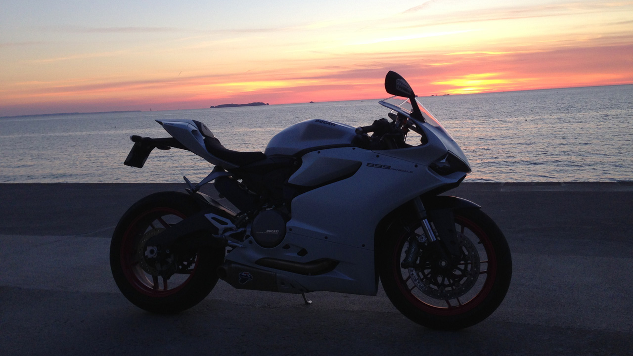 moto ducati de David Jazt à Saint-Malo