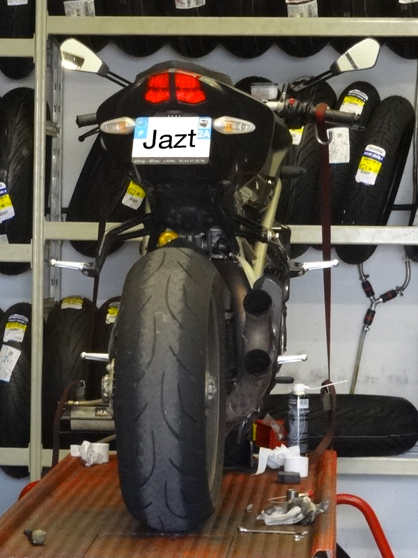David Jazt roule en Dunlop sportmax 2