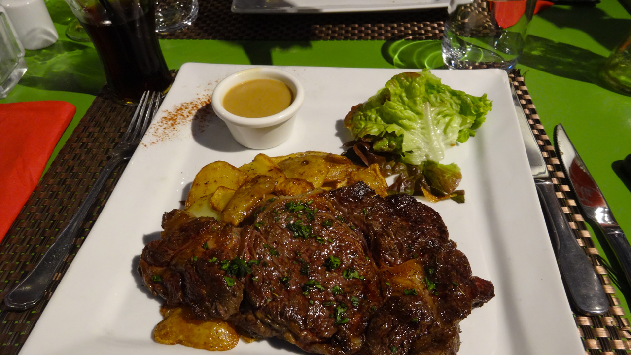 assiette de l'auberge de la cour verte