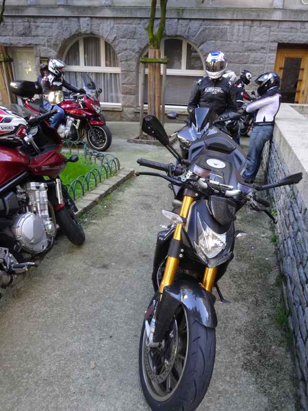 parking privatif à Saint-Malo pour les motards Rennais