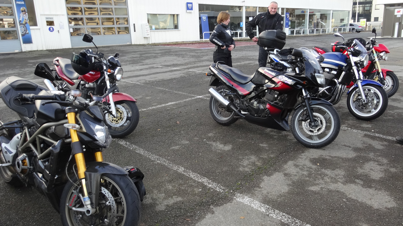 arrivée à Rennes de la balade moto
