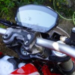 comment bien laver le tableau de bord du Monster ?