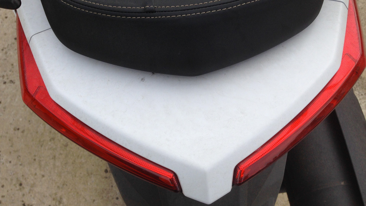 coque arrière du xmax 400