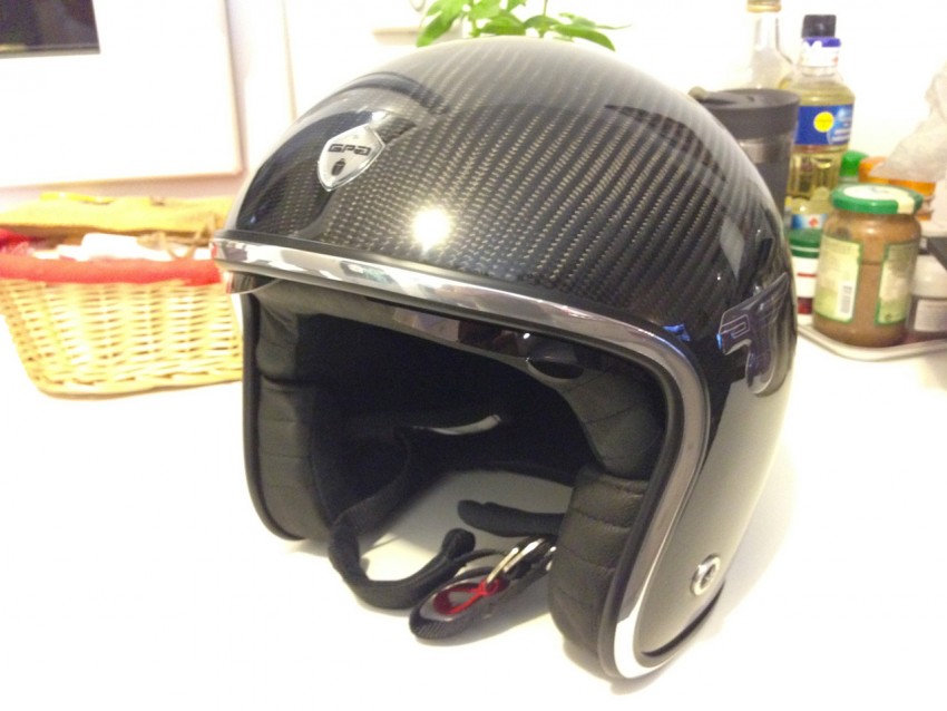 casque moto GPA