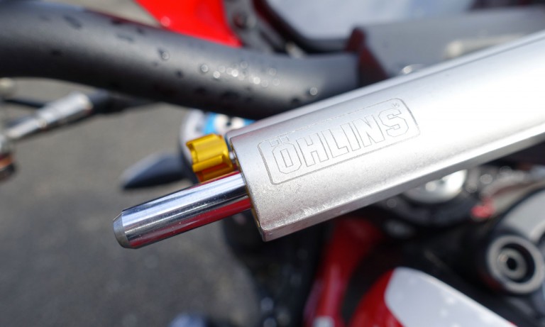 suspension de direction sur le Monster 1200 R