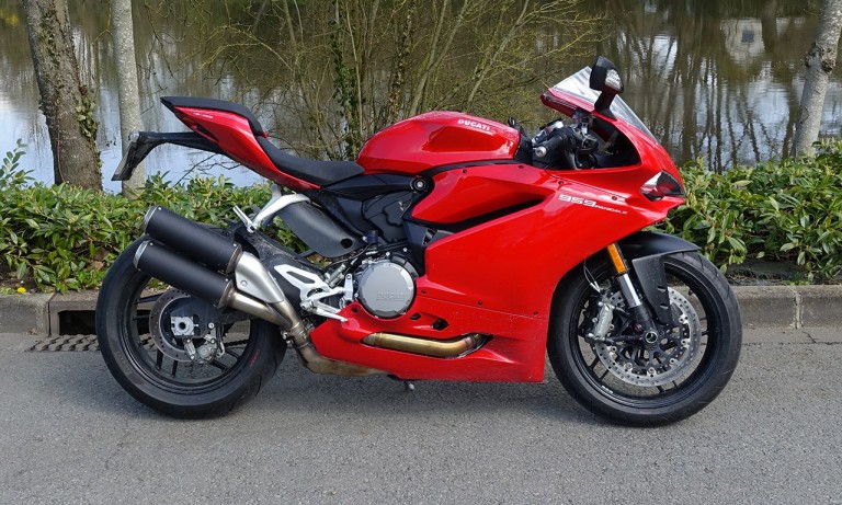 moto sportive chez City Bike : acheter sa moto Ducati