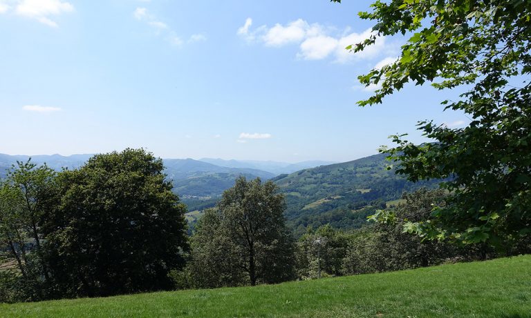 la montagne l'été : les Pyrénées