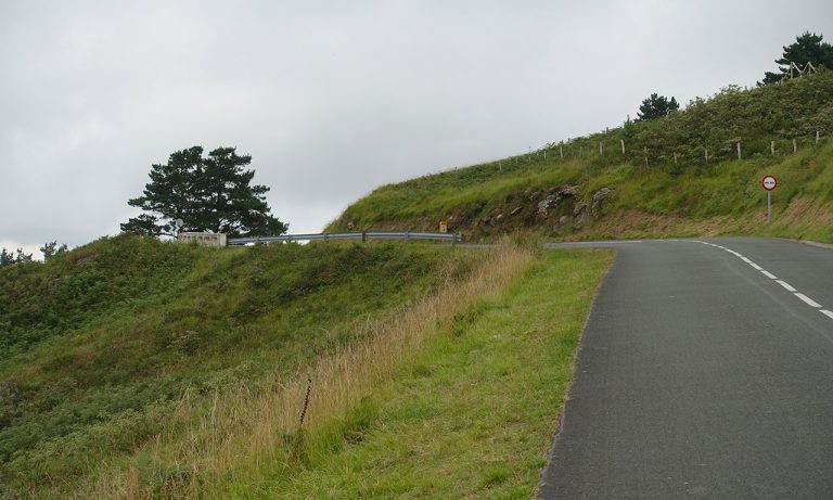 route sinueuse en Espagne idéale à moto