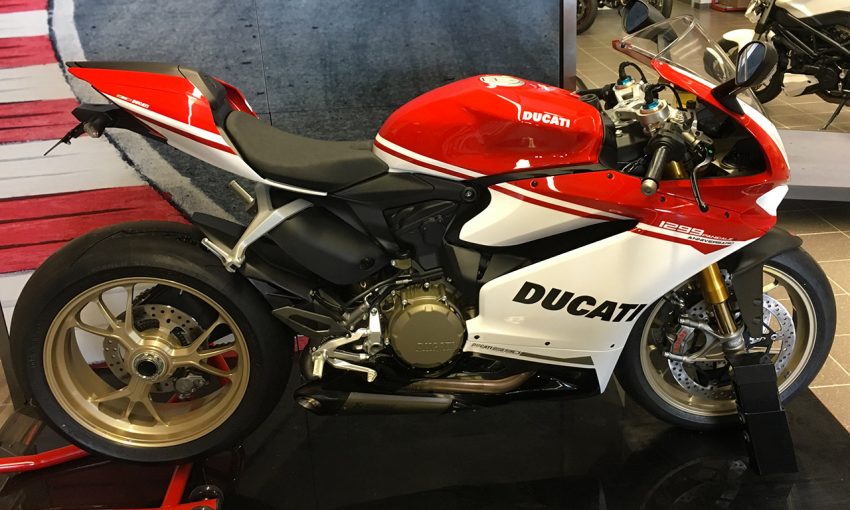 Ducati Panigale 1299 S Anniversario : juste ultime !