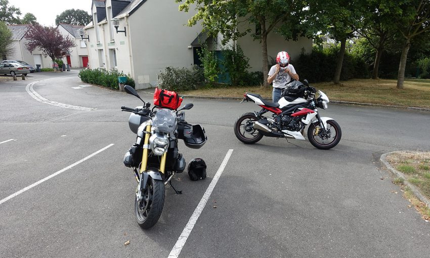 Le BMW R1200R de Jean-Claude lors d'une sortie Jazt.com