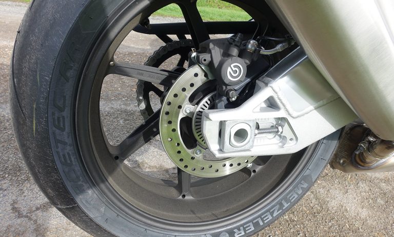 jante forgée sur le S1000RR