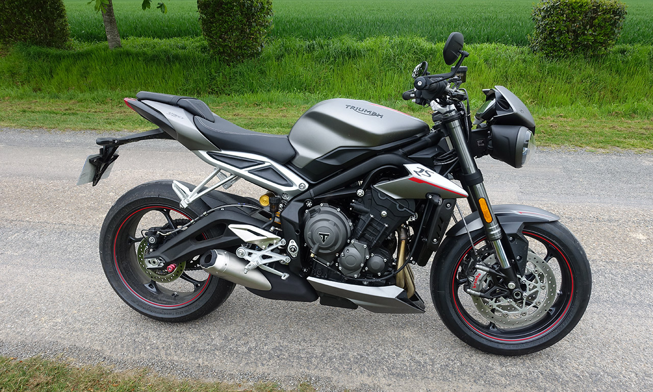 moto Triumph Street Triple 765 RS