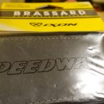 brassard Speedway de chez Ixon