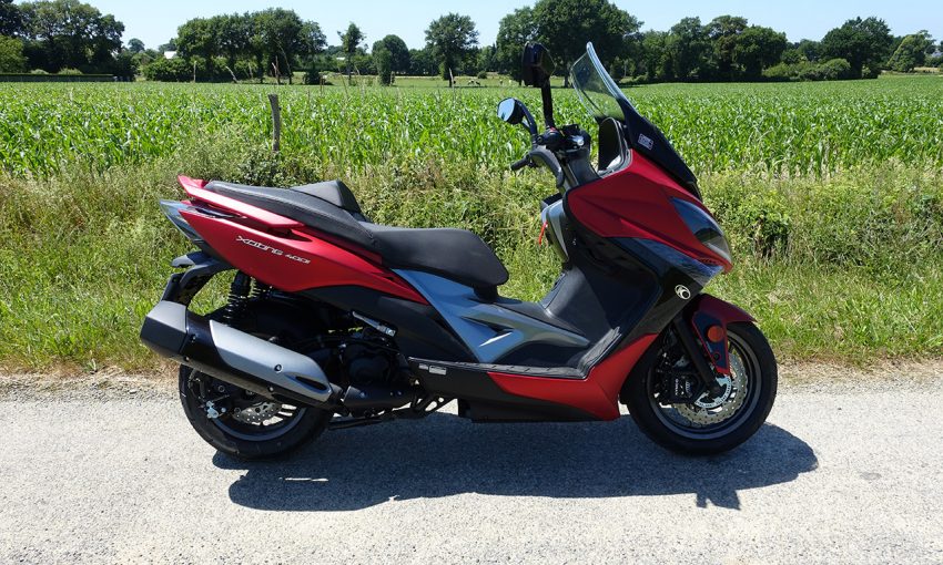 Kymco Xciting 400 : le tueur du Xmax 400 !
