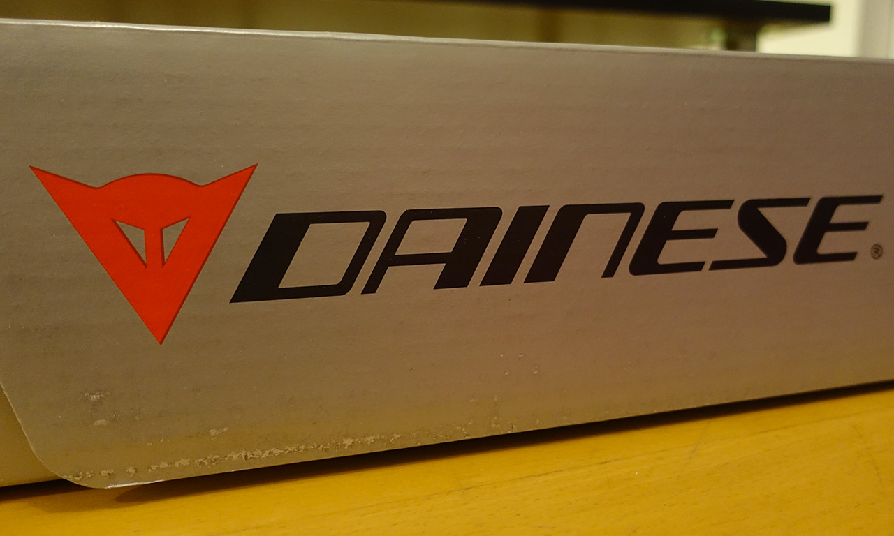 boîte Dainese