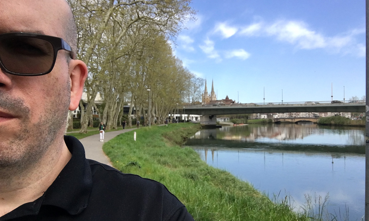 David Jazt au bord de la Nive