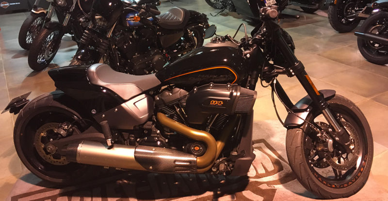 Harley Davidson FXDR 2019 : une nightroad façon muscle !