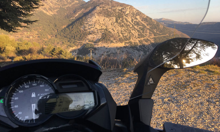 Balade en scooter dans les Alpes du sud