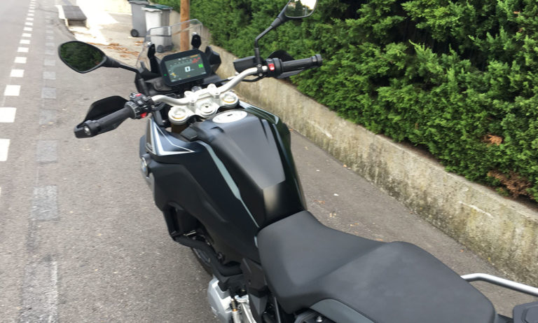 au guidon du 850GS