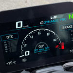 affichage sport sur ecran TFT bien lisible sur le S1000R 2021