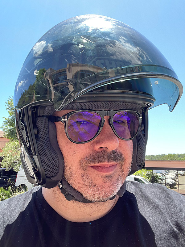 Casque de moto Jet Shoei