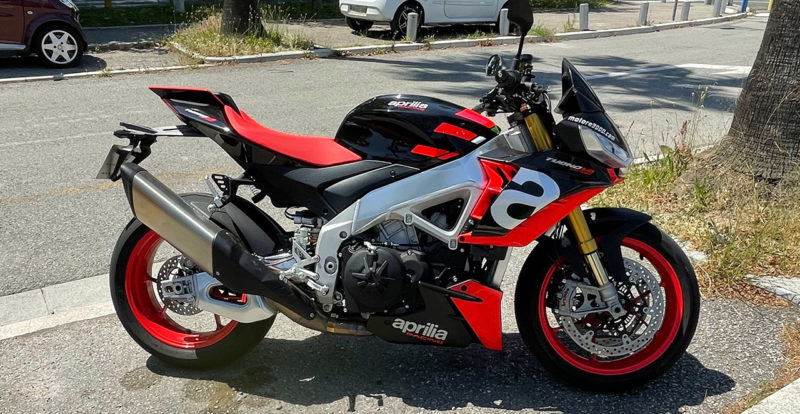 Aprilia Tuono V4 Factory : l&rsquo;esprit sportif en plus !