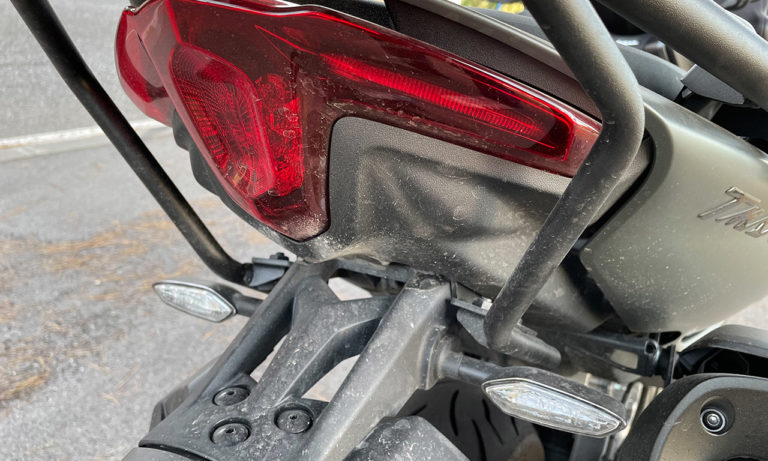 feu arrière du Tmax 560