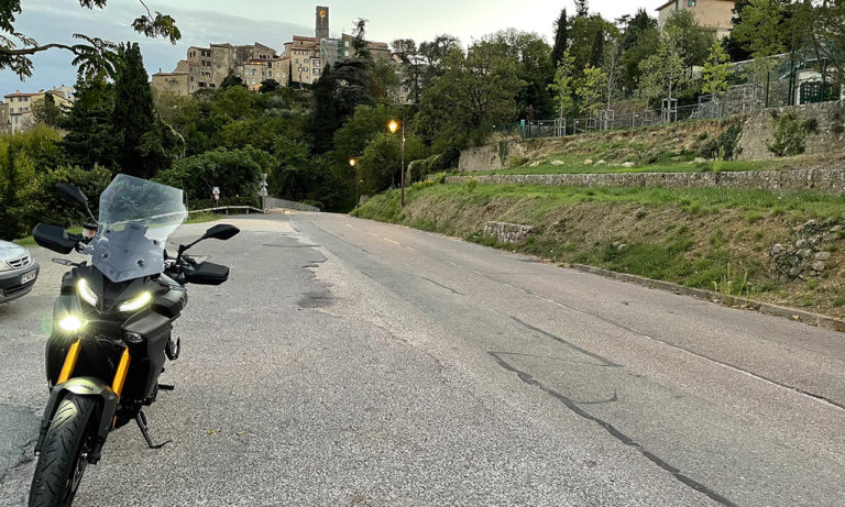 Sur les routes de Bar sur Loup