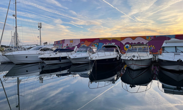 magnifique Port de Santa-Lucia