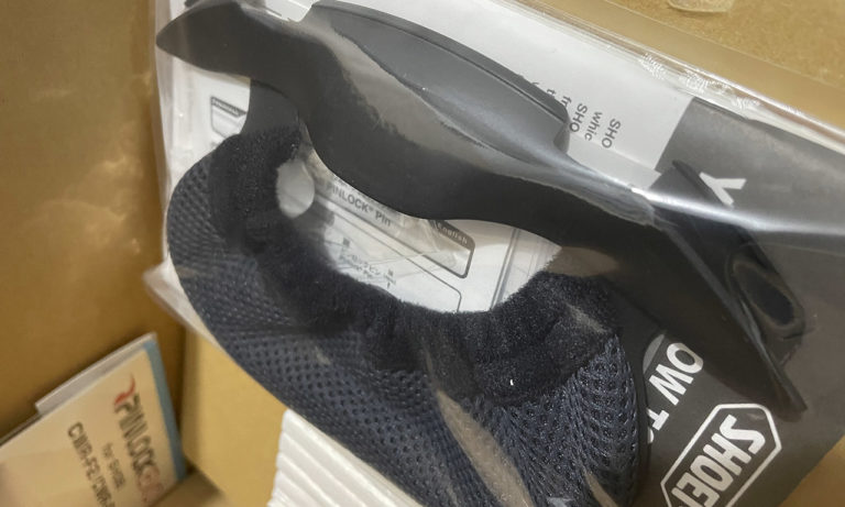 accessoires dans la boîte NXR2 de série